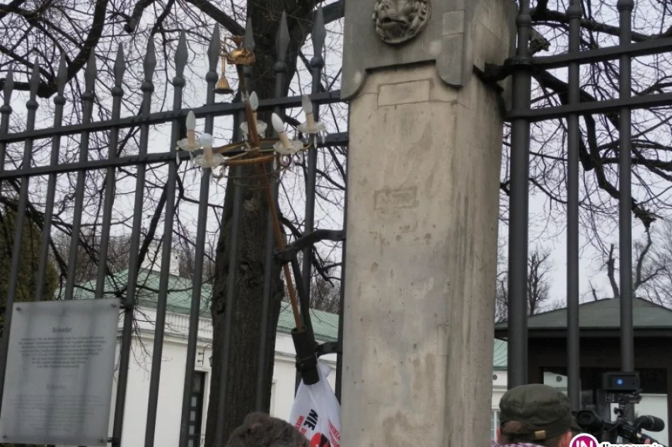 Protestowali w Warszawie. Największe problemy to brak dialogu i różnice płac z lekarzami - zdjęcie 4