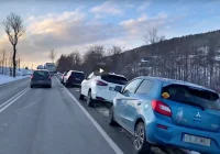 Kara za niewłaściwe parkowanie pamiątką z Beskidu Wyspowego - zdjęcie główne