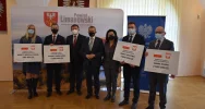 21 mln zł dla lokalnych samorządów. Wicewojewoda wręczył symboliczne czeki - zdjęcie 5