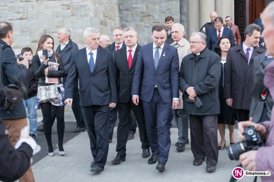 Tłum Limanowian witał Andrzeja Dudę - zdjęcie 3