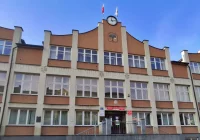 Z Budonaftu do magistratu - zdjęcie główne
