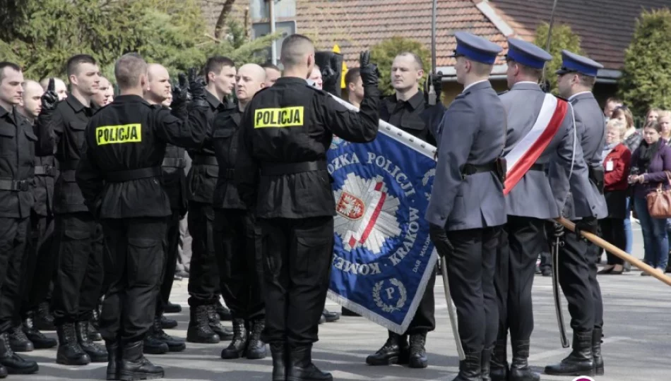 Nowi policjanci w małopolskim garnizonie - zdjęcie 1