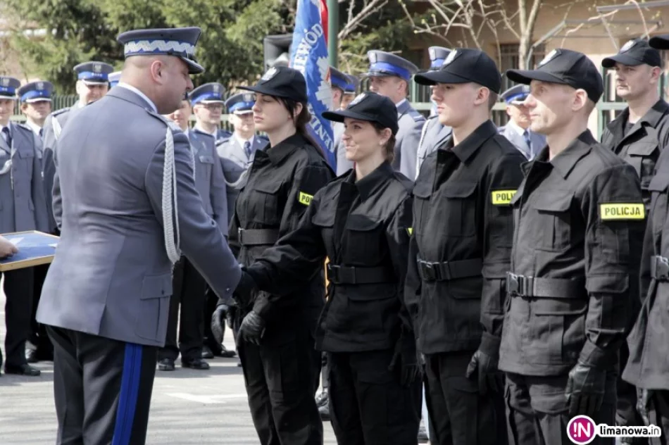 Nowi policjanci w małopolskim garnizonie - zdjęcie 2