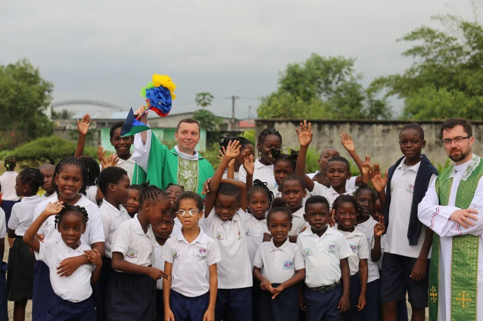 Kapłan z Limanowszczyzny zakończył posługę dyrektora Papieskich Dzieł Misyjnych - zdjęcie 4