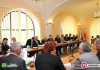 Sprawdzamy majątki radnych powiatowych. Starosta nie ma już domu, została połowa samochodu i kredyty - zdjęcie główne