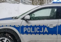 Cofał i uderzył w nadjeźdżający radiowóz - zdjęcie główne