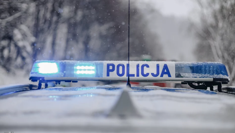 Czołowe zderzenie z powodu niedostosowania prędkości - zdjęcie 1