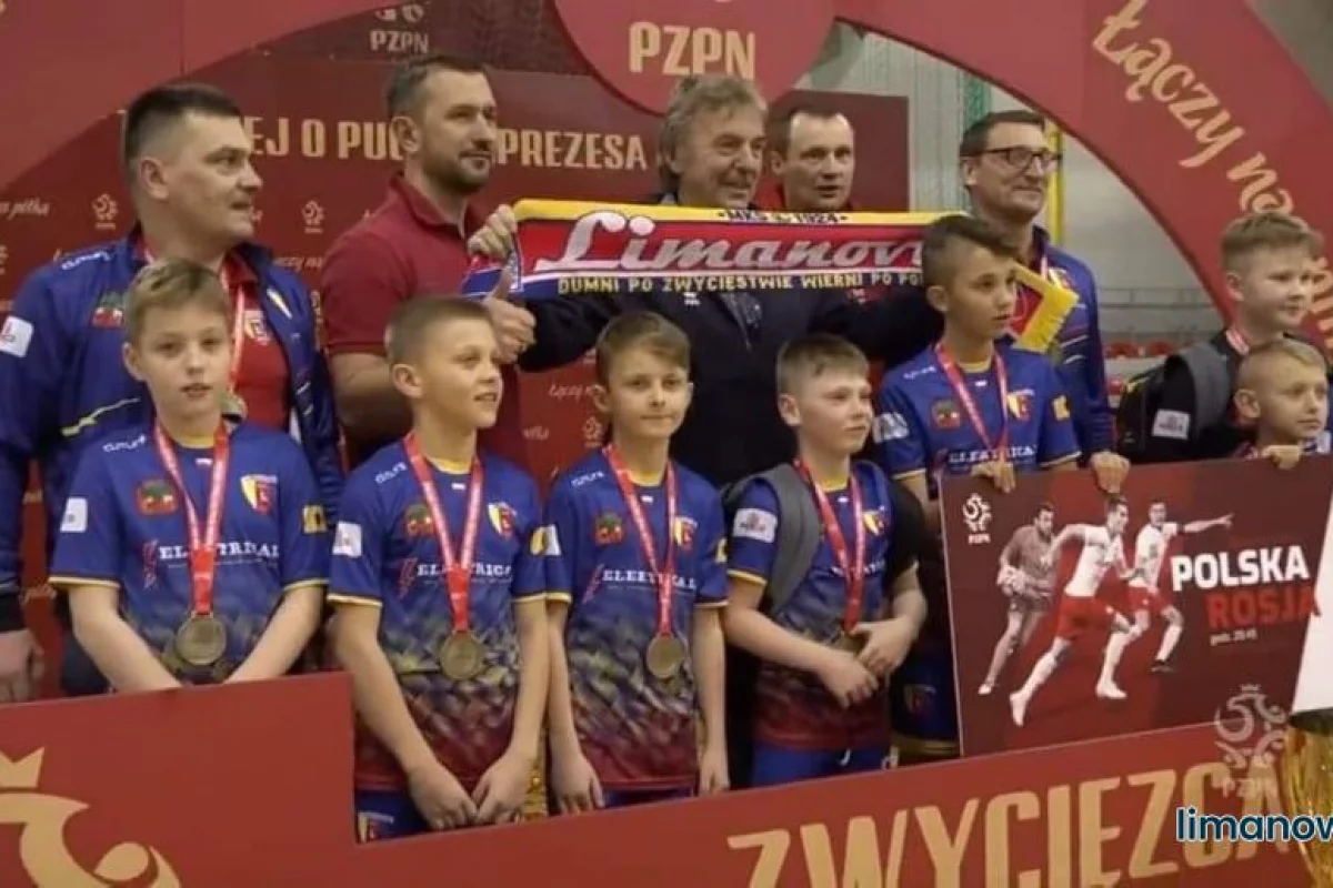 Piłkarskie drużyny w drodze do Mistrzostw Polski