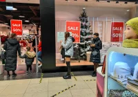 W pierwszej kolejności do "otwarcia" jest handel - zdjęcie główne