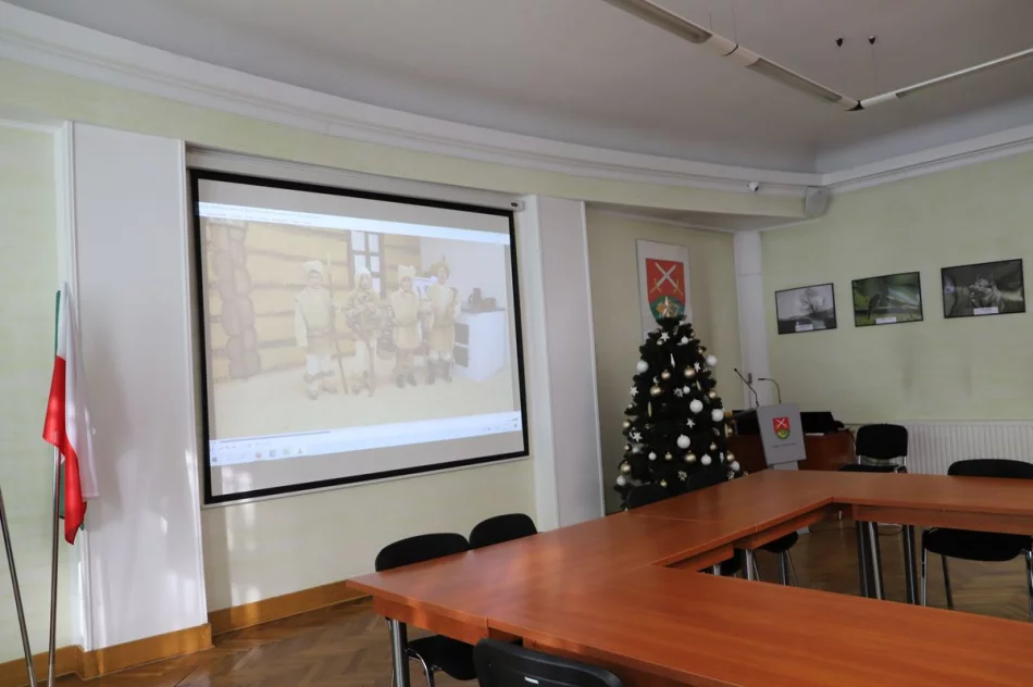 Rozstrzygnięto XXV Przegląd Grup Kolędniczych z terenu Gminy Limanowa edycja on line - zdjęcie 6