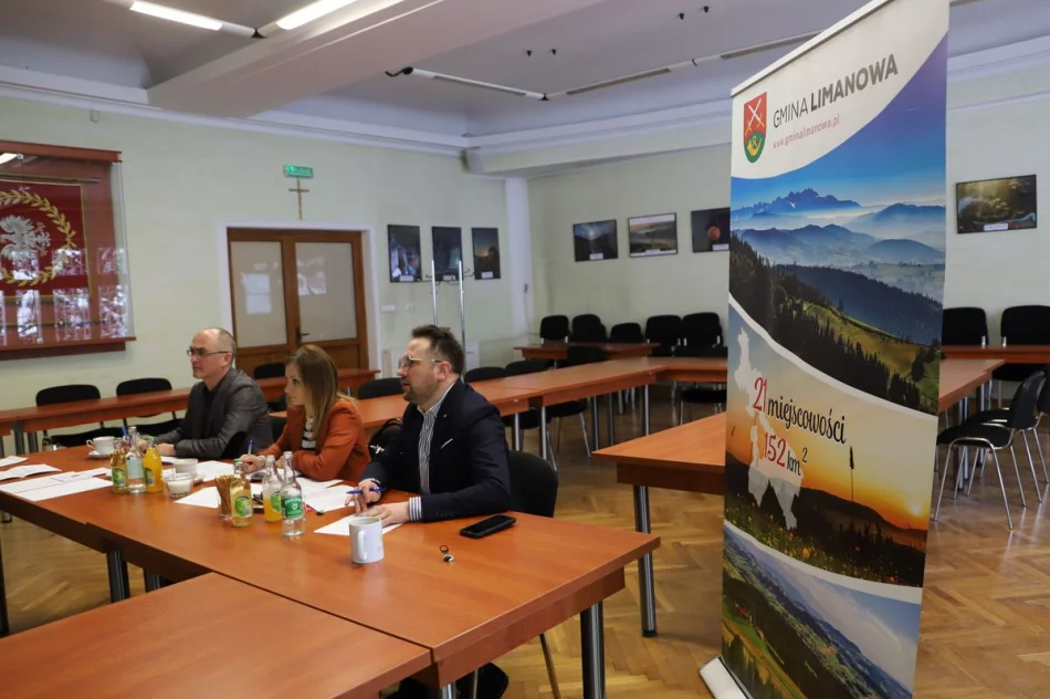 Rozstrzygnięto XXV Przegląd Grup Kolędniczych z terenu Gminy Limanowa edycja on line - zdjęcie 12