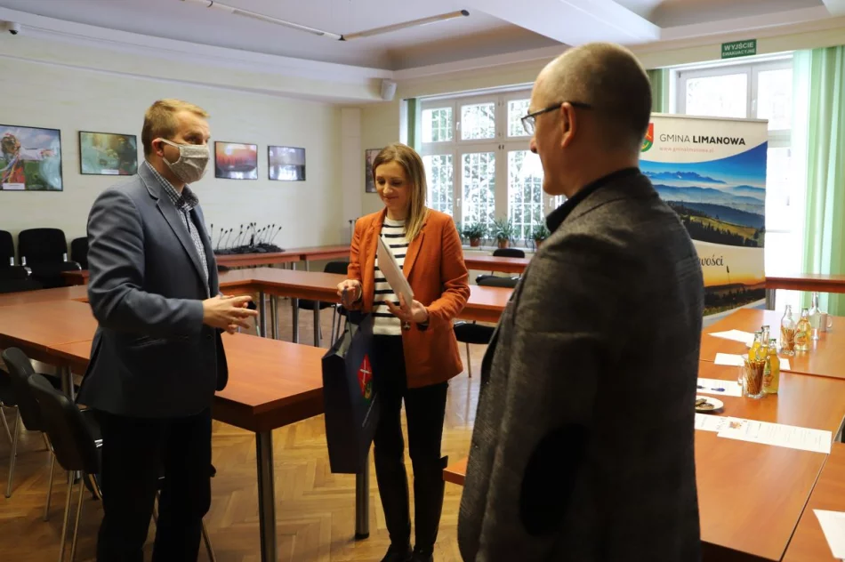 Rozstrzygnięto XXV Przegląd Grup Kolędniczych z terenu Gminy Limanowa edycja on line - zdjęcie 15