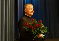 Jutro ks. Artur Ważny przyjmie sakrę biskupią - zdjęcie główne