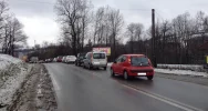 Korki na DW 965. Drogowcy frezują nawierzchnię - zdjęcie 2
