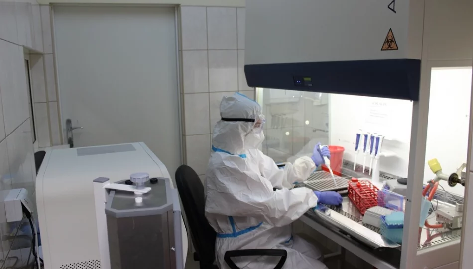 Badania w kierunku SARS-CoV-2 na nowym sprzęcie w limanowskim szpitalu - zdjęcie 1