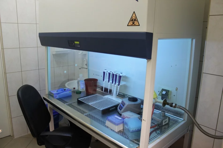 Badania w kierunku SARS-CoV-2 na nowym sprzęcie w limanowskim szpitalu - zdjęcie 5