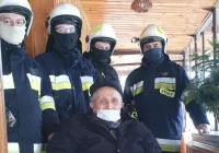 Pierwszy transport do punktu szczepień przeciwko COVID-19 - zdjęcie główne