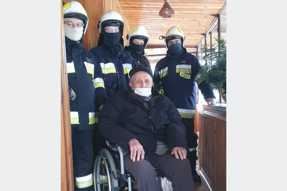 Pierwszy transport do punktu szczepień przeciwko COVID-19 - zdjęcie 4