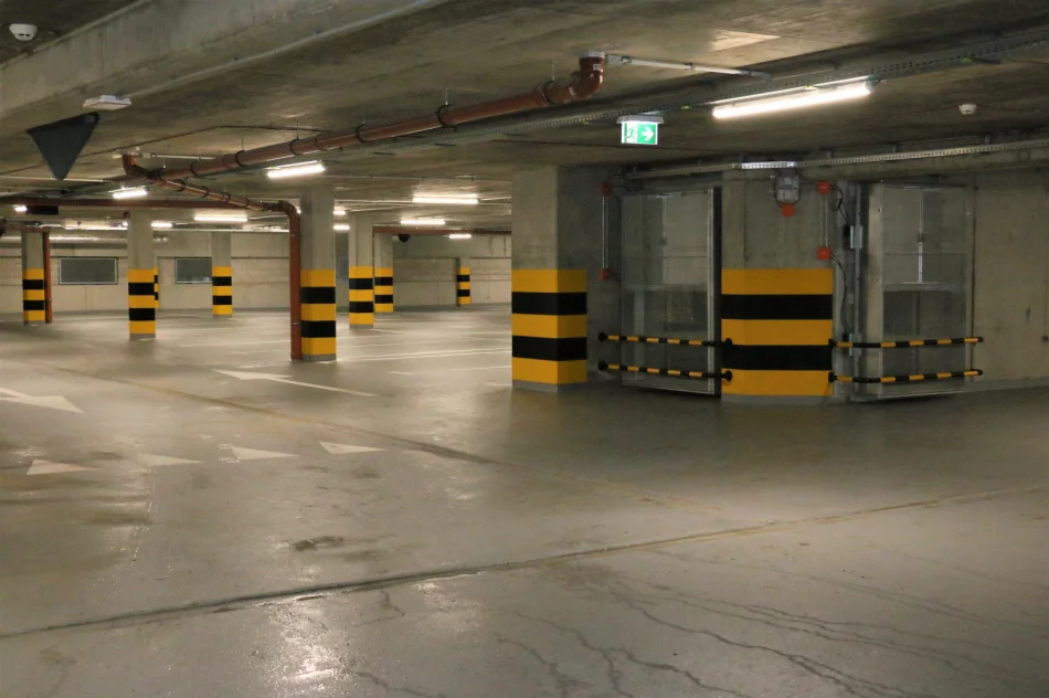 Dobiega końca budowa parkingu przy ul. Ks. Łazarskiego - zdjęcie 19