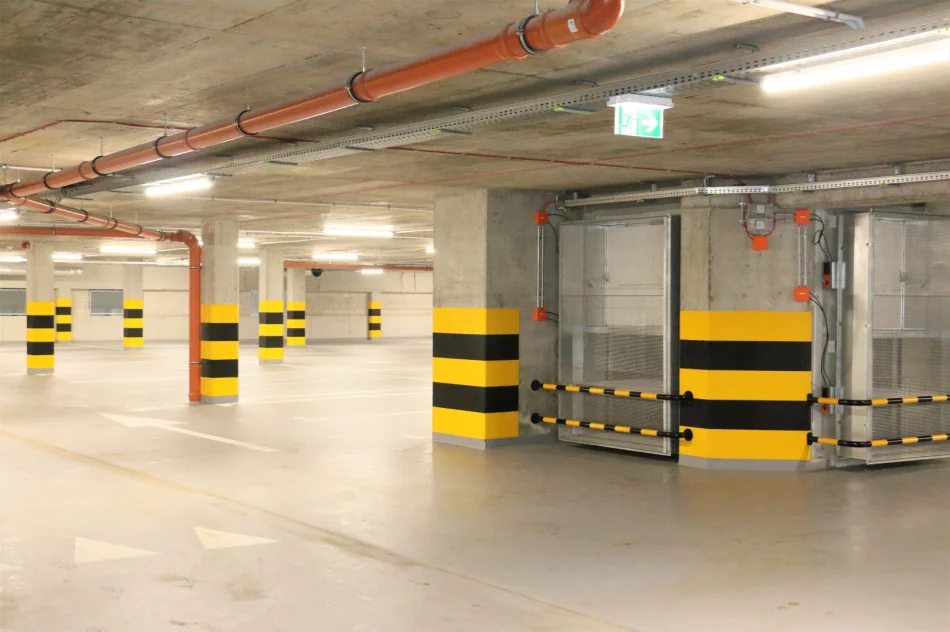 Dobiega końca budowa parkingu przy ul. Ks. Łazarskiego - zdjęcie 20