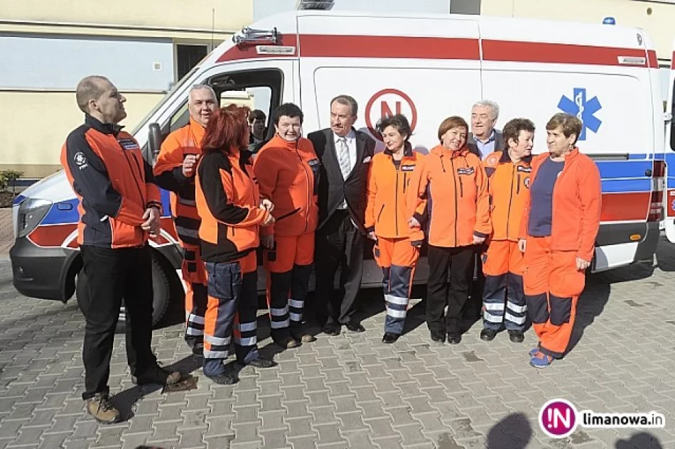 Nowa karetka dla noworodków z całego województwa - zdjęcie 2