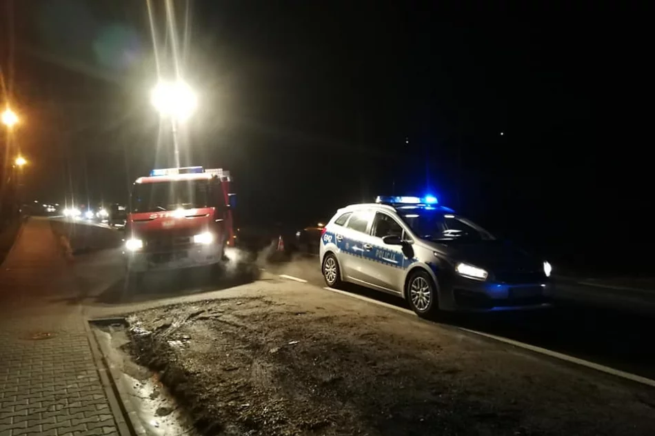 Nietrzeźwy 37-latek potrącony przez samochód. Mężczyzna zabrany do szpitala - zdjęcie 3