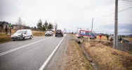 Wypadek radiowozu, trzech policjantów poszkodowanych - zdjęcie 4