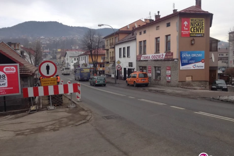 Remont muru oporowego i chodnika przy DK28 - zdjęcie 4