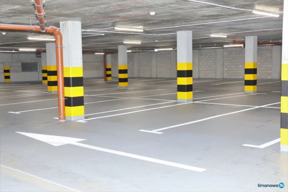 Za godzinę parkowania 3 zł, za wejście do toalety... 2 zł - zdjęcie 3