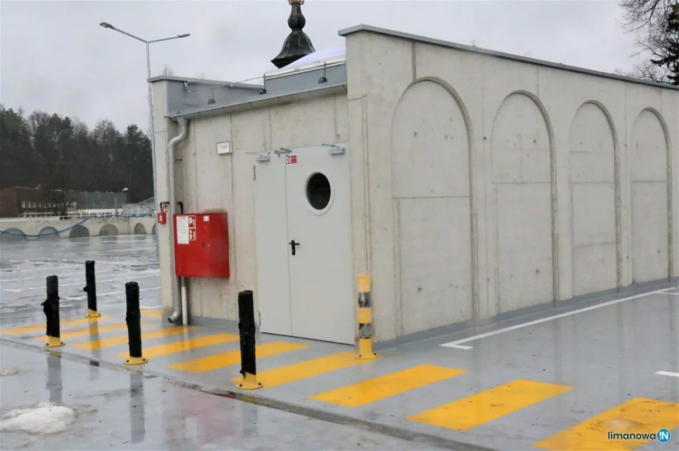 Za godzinę parkowania 3 zł, za wejście do toalety... 2 zł - zdjęcie 4