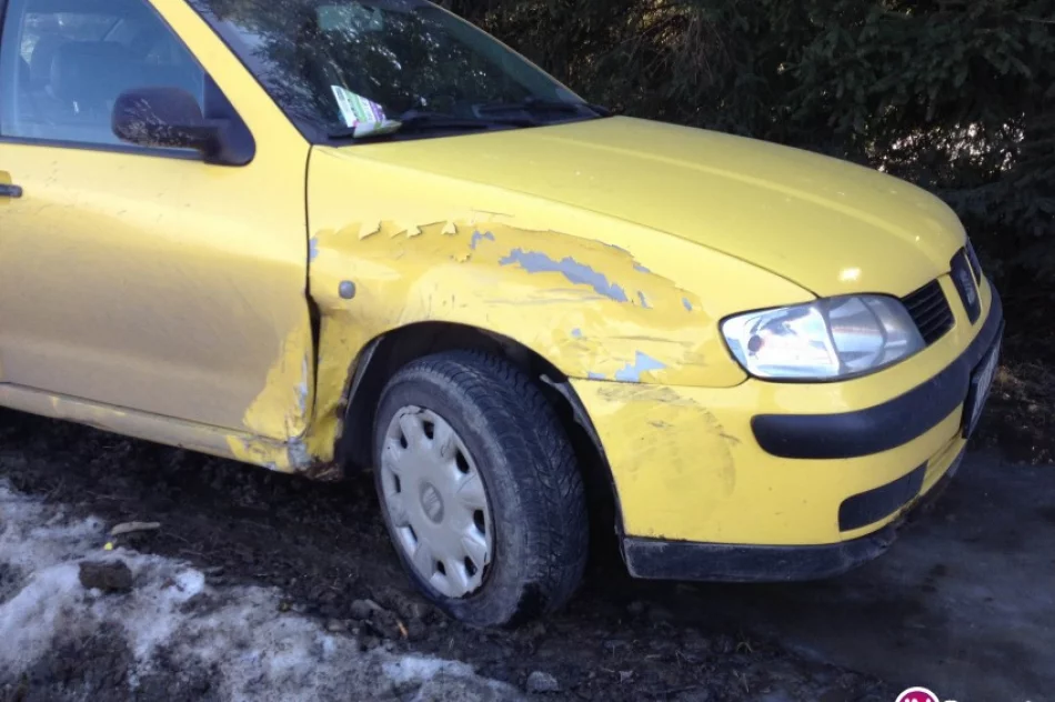 Zderzenie samochodów, na szczęście bez rannych - zdjęcie 2