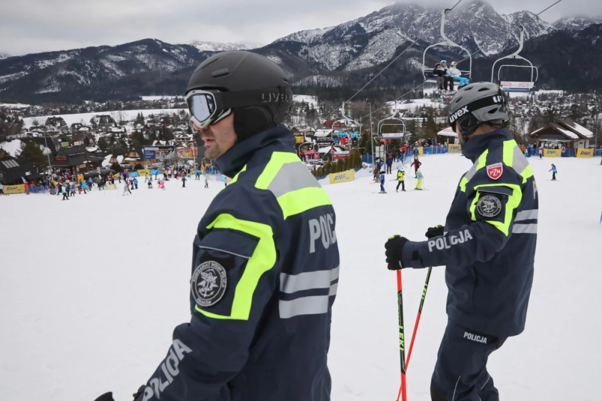 Policja i sanepid kontrolują stoki narciarskie