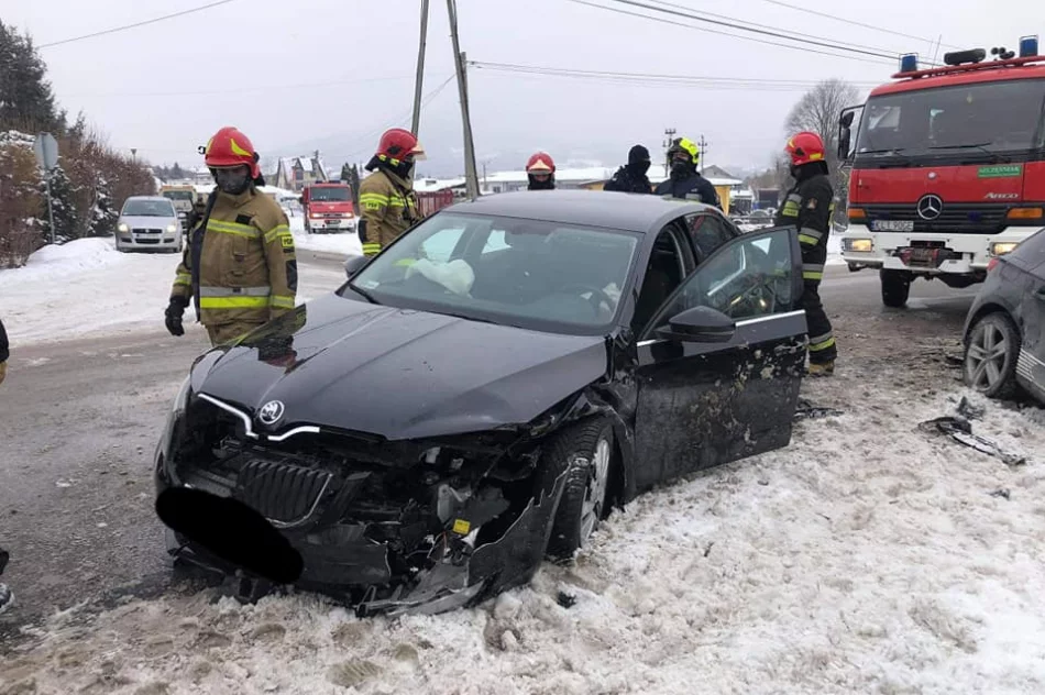 Zderzenie dwóch pojazdów, sprawczyni ukarana mandatem - zdjęcie 4