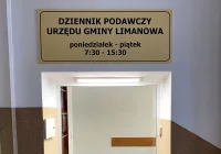 Dziennik Podawczy na parterze Urzędu Gminy - zdjęcie główne