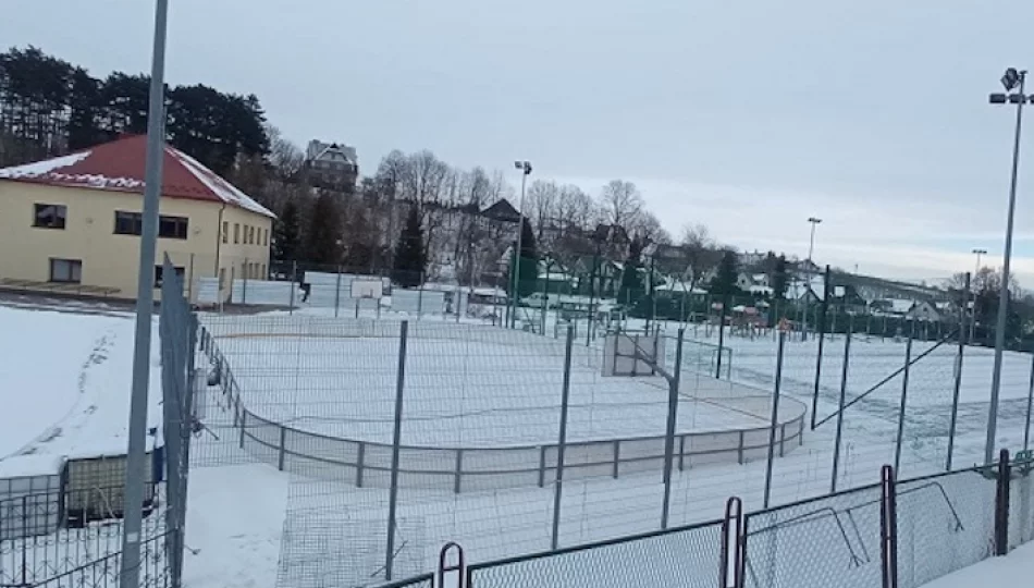 Dziś uruchomione zostanie drugie lodowisko w powiecie - zdjęcie 1