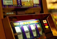 Celnicy zabezpieczyli automaty do gier - zdjęcie główne