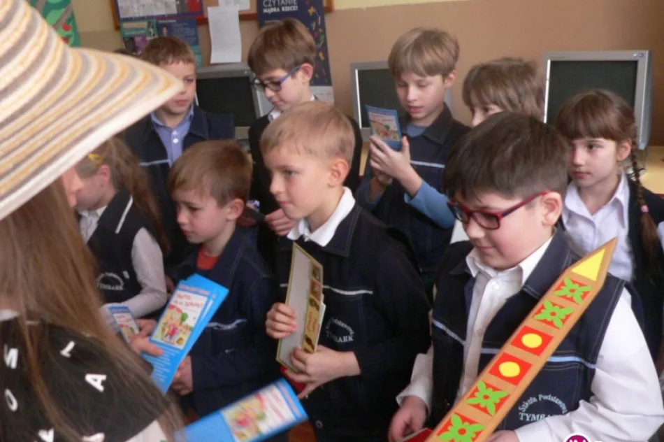 Uroczyste pasowanie na czytelnika - zdjęcie 2