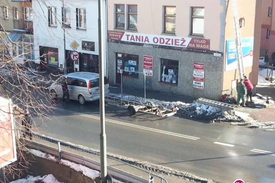 Montaż reklamy i bezmyślne parkowanie - zdjęcie 2