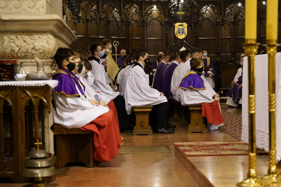 "Bóg i szczęście bez końca tylko dla pobożnych" - Środa Popielcowa w katedrze - zdjęcie 4