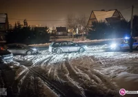 Kolizja mazdy z radiowozem - zdjęcie główne