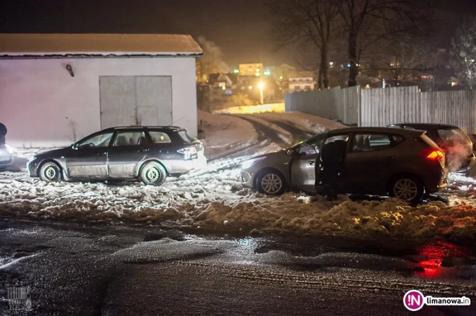 Kolizja mazdy z radiowozem - zdjęcie 3