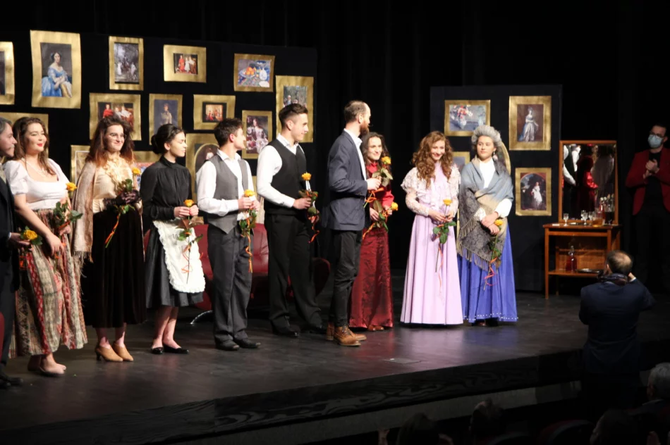 Udany weekend otwarcia. Kino i salę widowiskową odwiedziło 500 widzów - zdjęcie 12