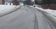 Problemy kierowców na podjazdach - ale tylko do granicy powiatu - zdjęcie 2