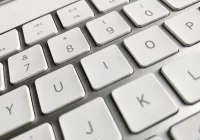 Zakupy, bankowość, media społecznościowe. Jak bezpiecznie korzystać z internetu?  - zdjęcie główne