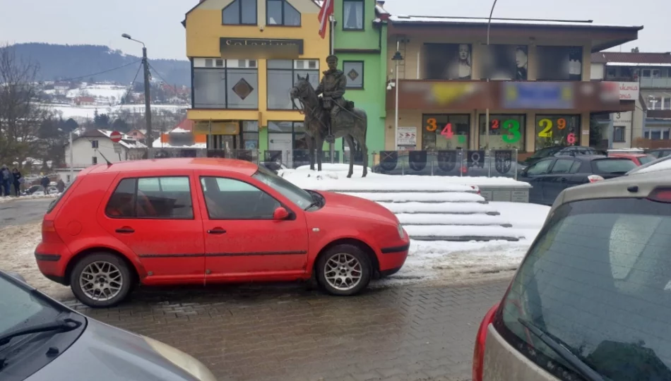 Mały Rynek w części pozostanie parkingiem - zdjęcie 1