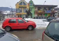 Mały Rynek w części pozostanie parkingiem - zdjęcie główne