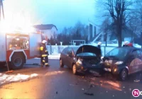 Kolizja na skrzyżowaniu, jedna osoba trafiła do szpitala - zdjęcie główne