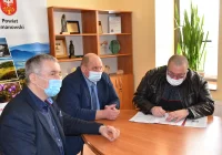 Umowa na remont internatu podpisana - zdjęcie główne