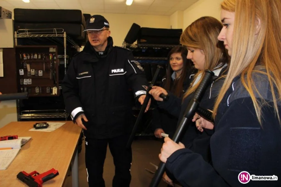Odbyli tygodniowy obóz w Centrum Szkolenia Policji - zdjęcie 3