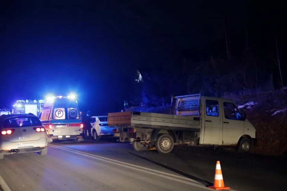 Zderzenie osobówki z samochodem dostawczym - zdjęcie 3